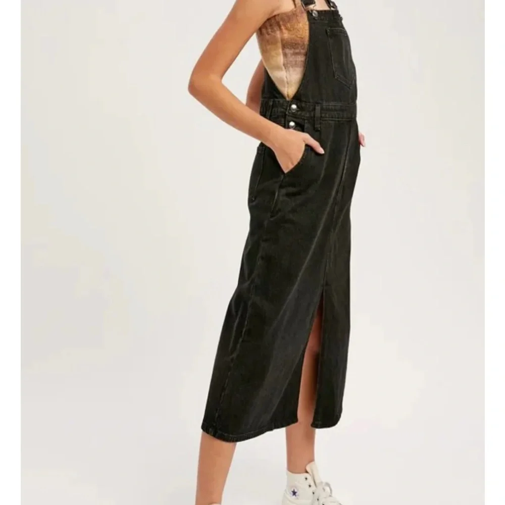 Listicle NWT Black Denim Midi Overall Bib Dress Size S Small - Picture 4 of 11